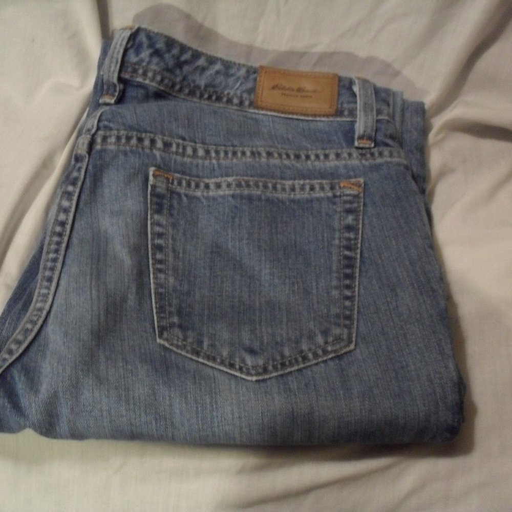 Eddie Bauer's size 8R